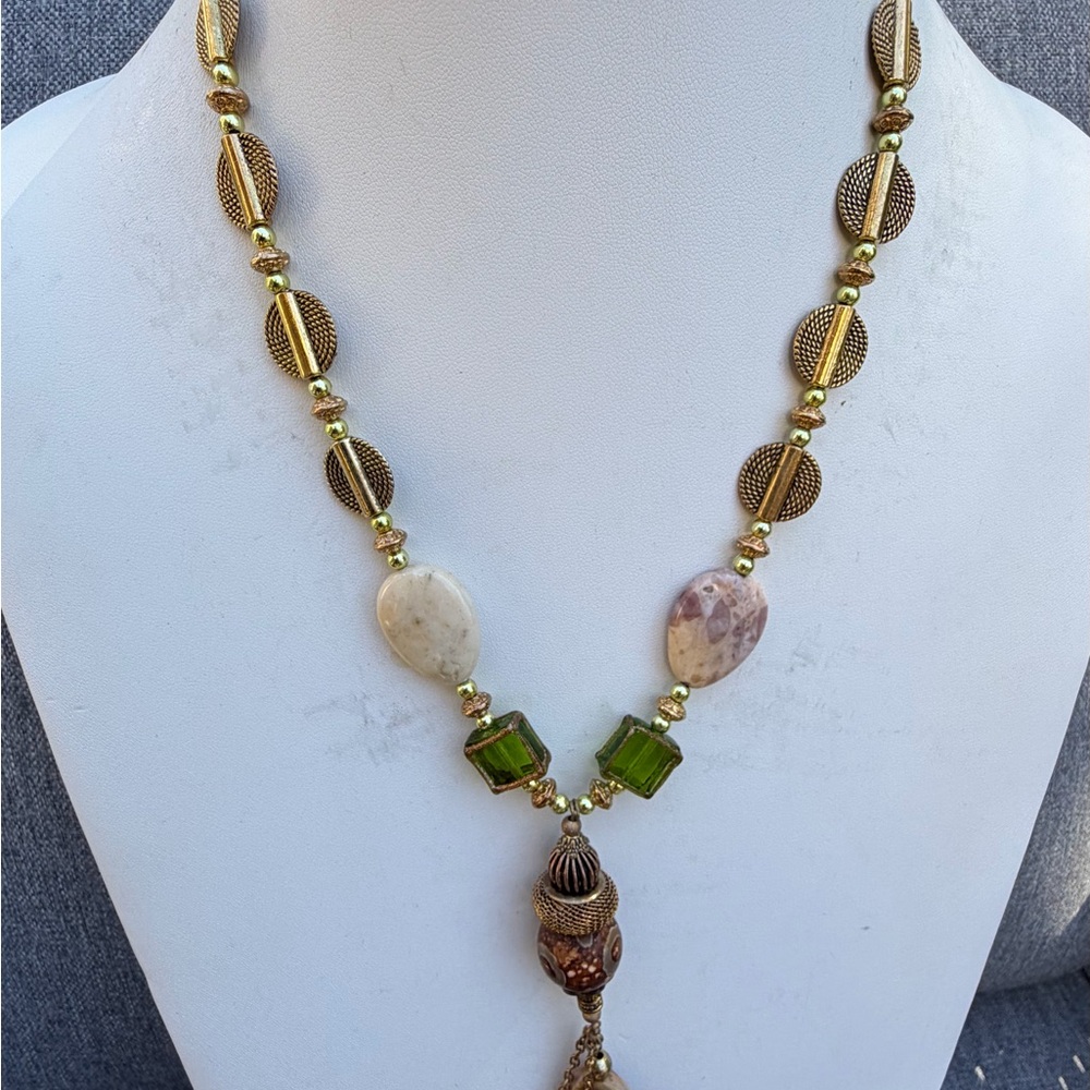 Exquisite and Elegant Long Necklace